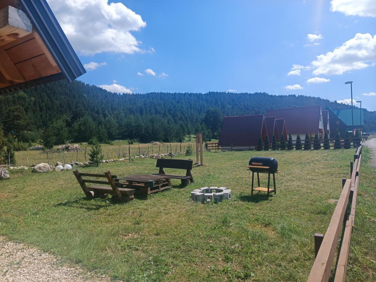 Stay Wild Zabljak  Luaran gambar