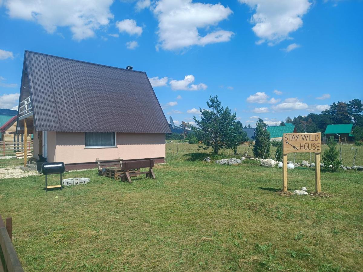 Stay Wild Zabljak  Luaran gambar